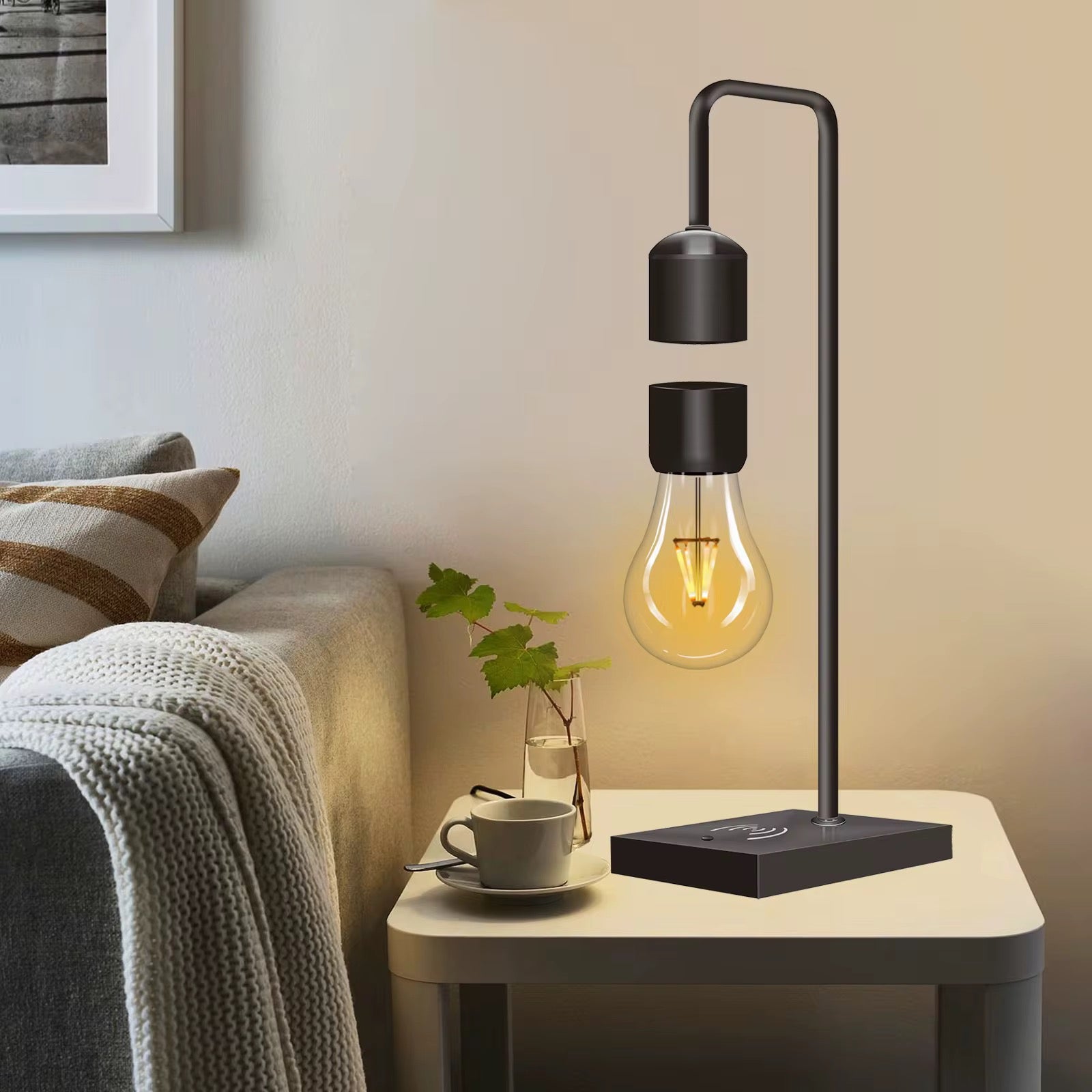 Nordique Levita™  Floating Magnetic Light Bulb